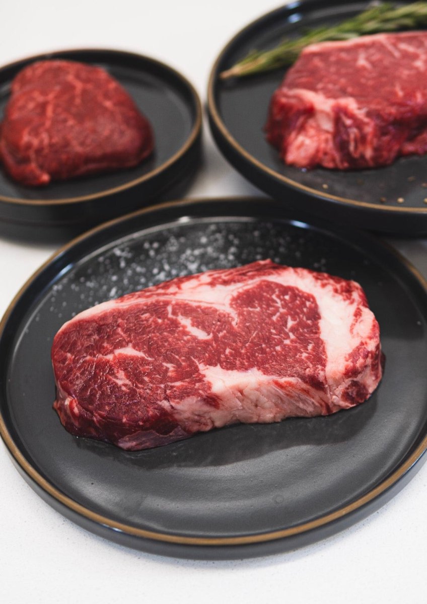 THE SIGNATURE BOX - Capital Farms Meats & Provisions