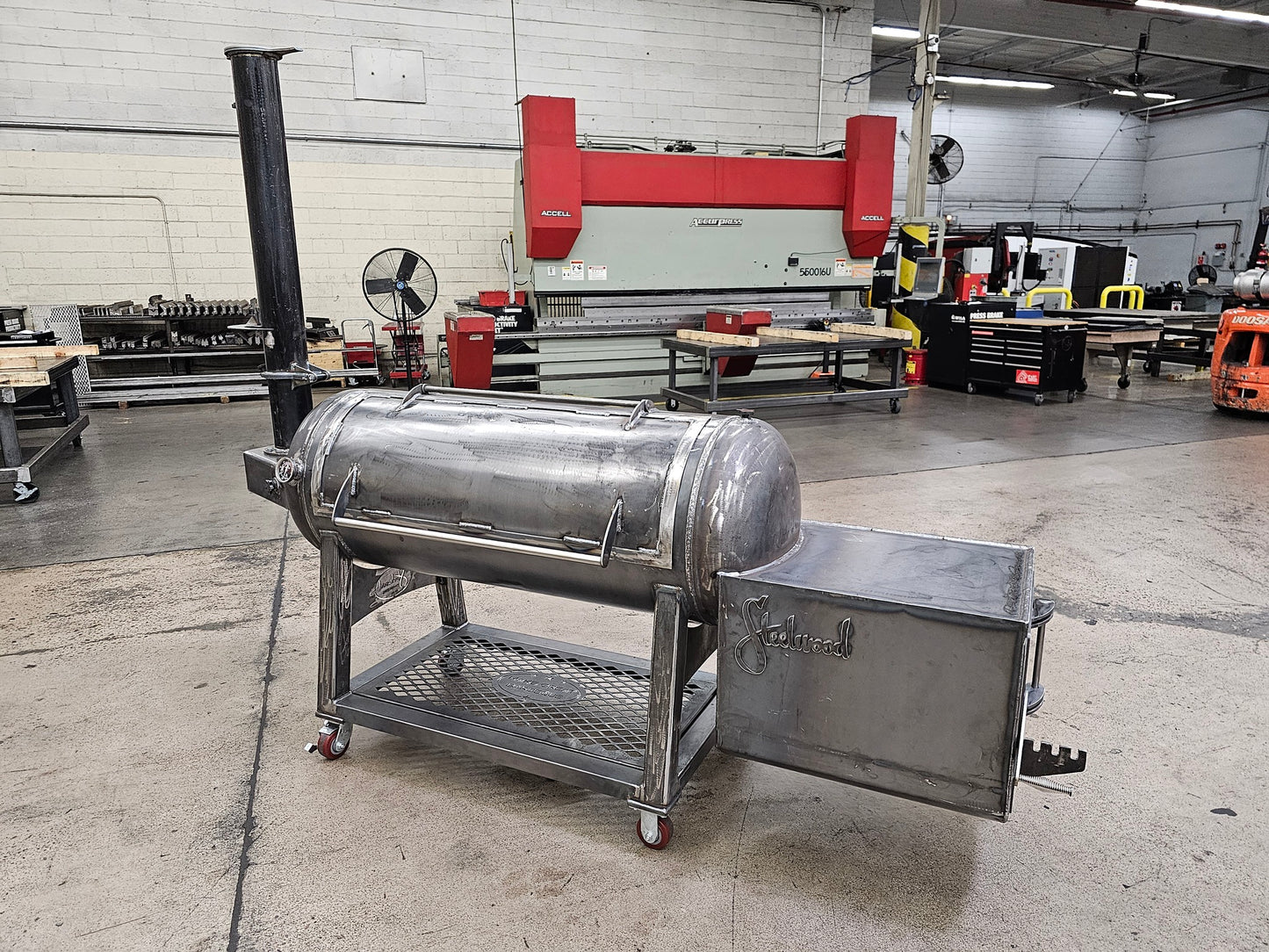 RAFFLE: Steelwood 125 Gallon Offset Smoker